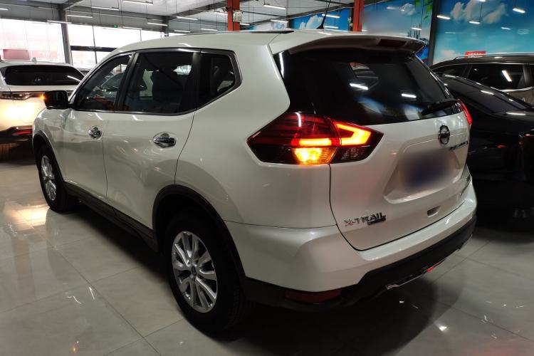 Used Nissan X-Trail 2022 2.0L Two-Wheel Drive Smart Connect & Comfort Edition