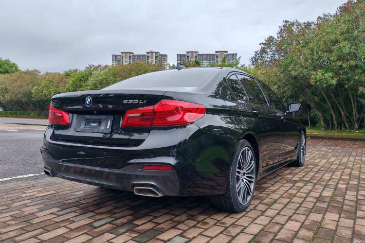 Used BMW 5 Series 2019 530Li Leading Model M Sport Package
