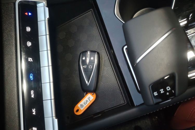 Used Changan Eado 2024 PLUS Blue Whale NE 1.4T GDI DCT High-Energy Edition
