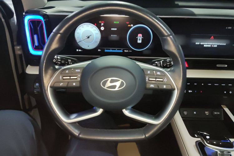 Used Hyundai ix35 2023 Musso 2.0L Flagship Edition TOP
