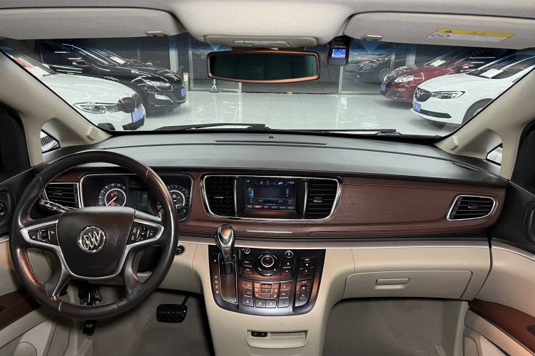 Used Buick GL8 2017 25S Prestige Version China V Standard
