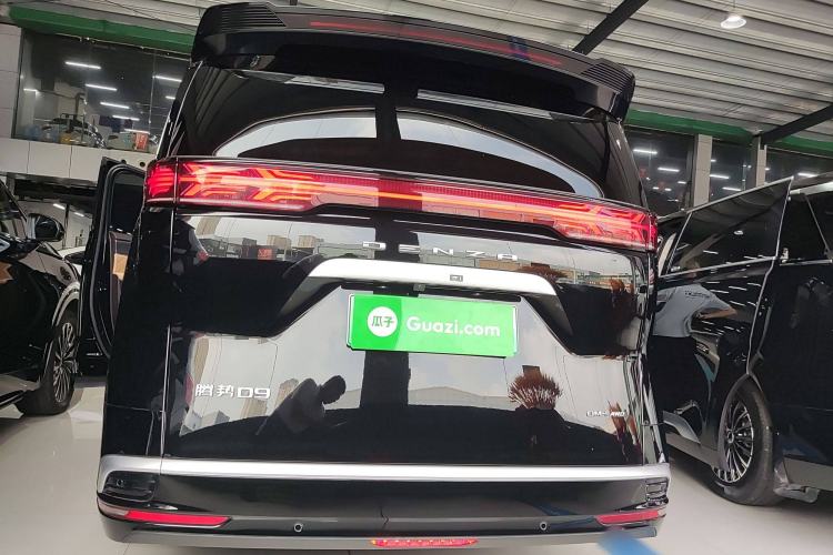 Used Denza D9 2024 DM-i 980 Four-Wheel Drive Prestige Model
