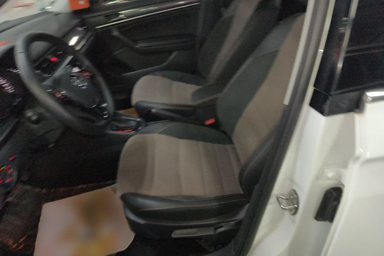 Used Volkswagen C-TREK 2018 1.5L Automatic Comfort Model
