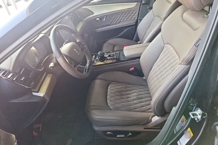 Used BYD Han 2023 EV Champion Edition 605KM Front-Drive Premium Model
