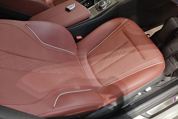 Used BMW 5 Series 2022 Restyled 530Li Leading Edition M Sport Package
