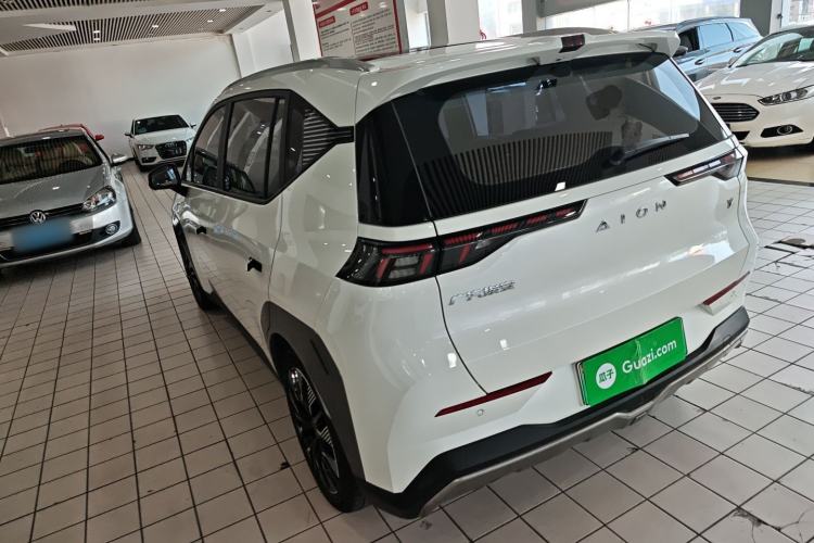 Used AION Y 2022 70 Tech Edition Lithium Iron Phosphate
