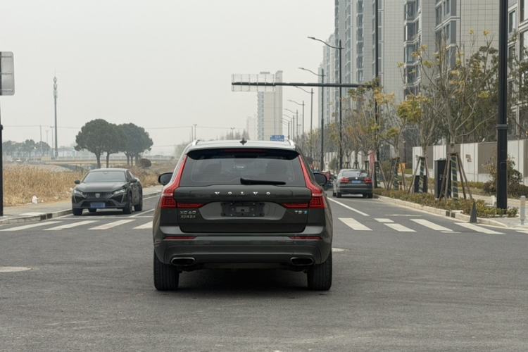 Used Volvo XC60 2019 T5 4x4 Smart Edition China V Standard
