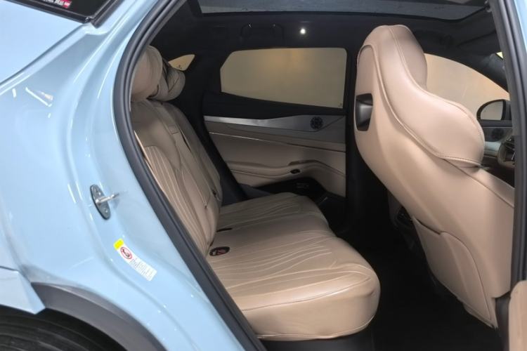 Used Denza N7 2023 with Ultra-Long Range