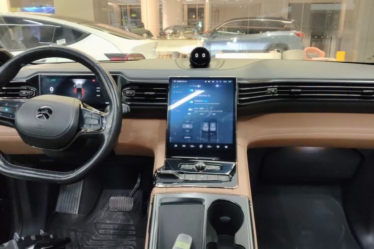 Used Nio ES8 2020 580 km Range Signature Edition Six-Seater Version
