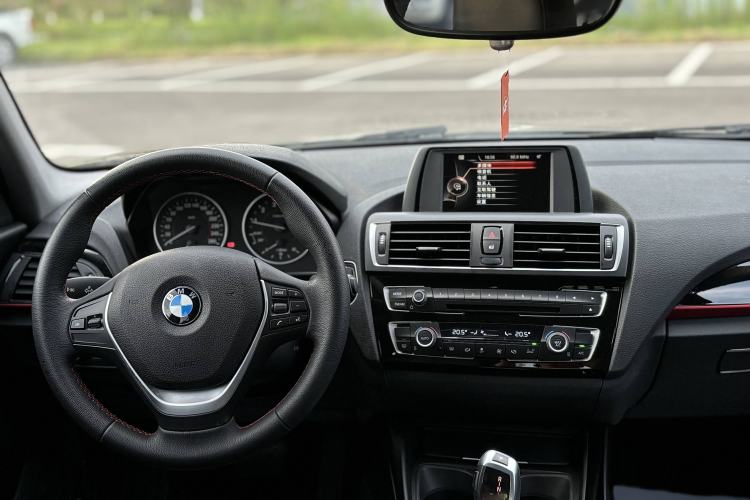 Used BMW 1 Series 2016 120i Sport Design Package
