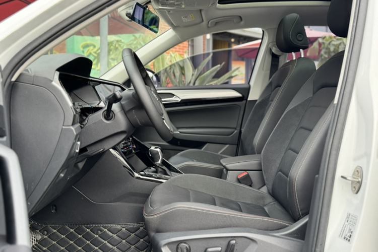 Used Volkswagen Tayron 2020 330TSI Two-Wheel Drive Luxury Smart Connectivity Version
