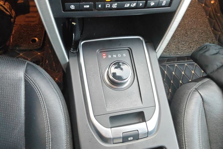 Used Land Rover Discovery Sport 2019 240 PS SE Version China VI Standard