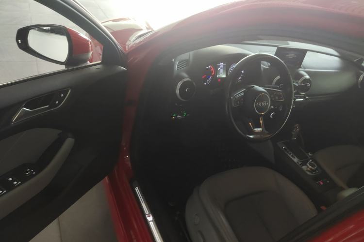 Used Audi A3 2019 Limousine 35 TFSI Fashion Edition China VI Emission Standard
