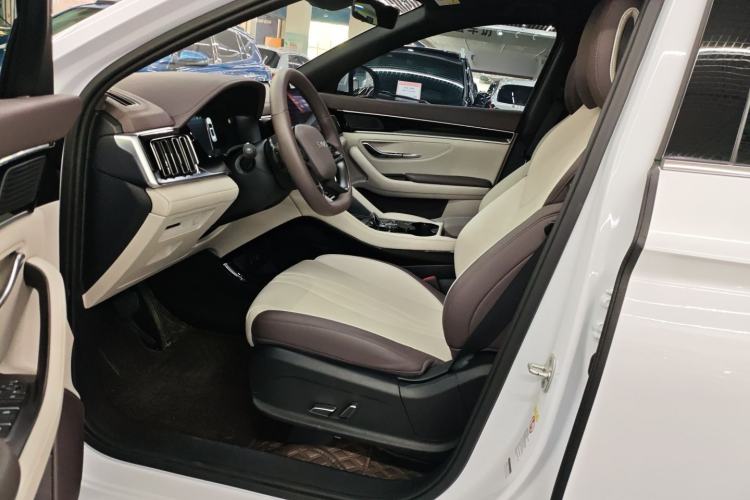 Used BYD Song PLUS New Energy 2025 DM-i Smart Drive 112KM Prestige Model
