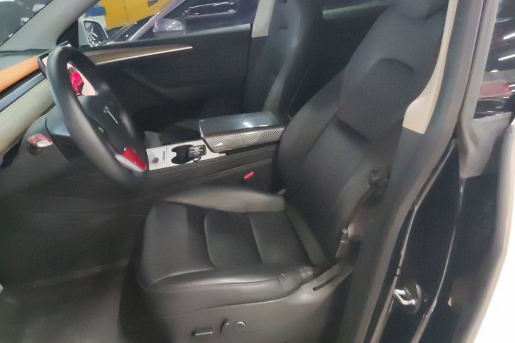 Used Tesla Model Y 2022 Rear-Wheel-Drive Version
