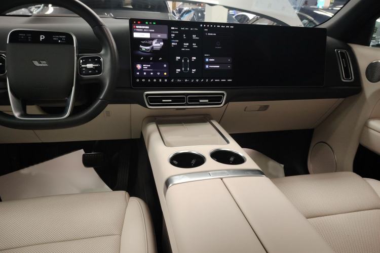 Used Li Auto L9 2023 Pro Model
