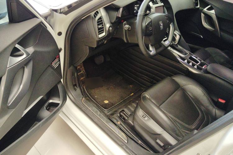 Used  5 2015 1.6T Luxury Edition THP160