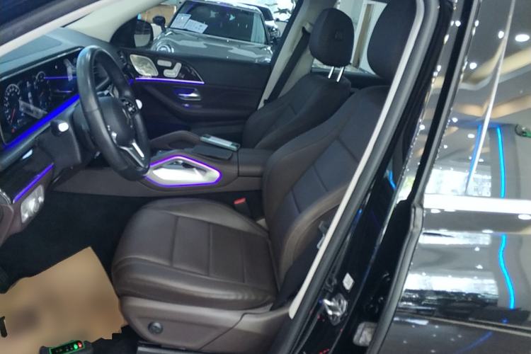 Used Mercedes-Benz GLE 2023 GLE 350 4MATIC Stylish Model
