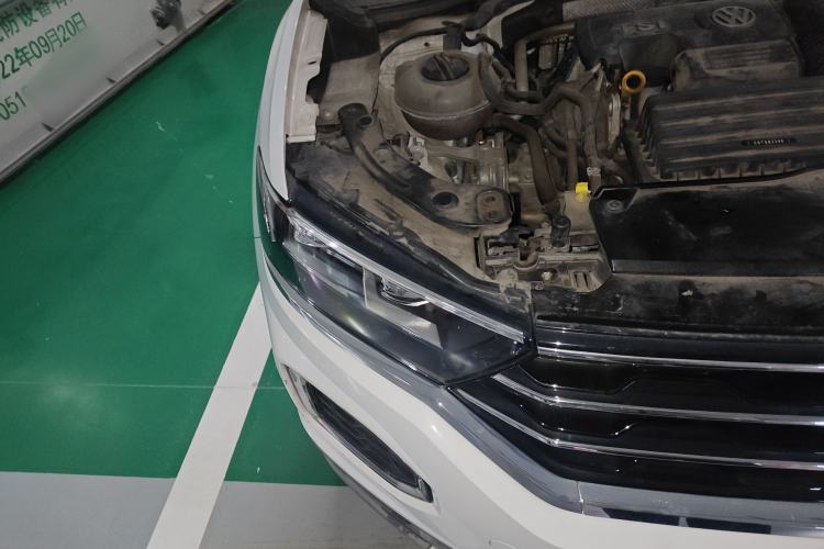 Used Volkswagen T-ROC 2018 230TSI DSG Two-Wheel Drive Advanced Version China V Standard