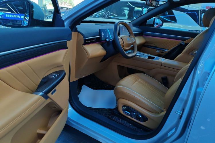 Used Dongfeng eπ eπ008 2025 636Ultra All-Electric Version 5 Seats
