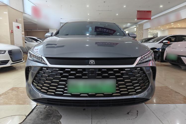 Used BYD Qin PLUS 2025 DM-i Smart Drive 55KM Leading Model
