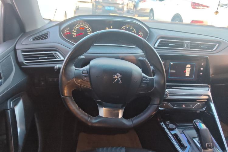 Used Peugeot 308 2019 230THP Automatic Luxury Edition China VI Standard