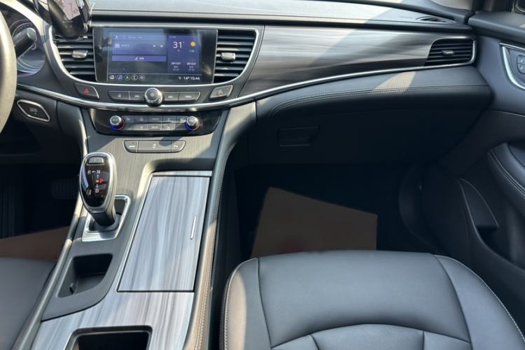 Used Buick LaCrosse 2022 652T Luxury Version
