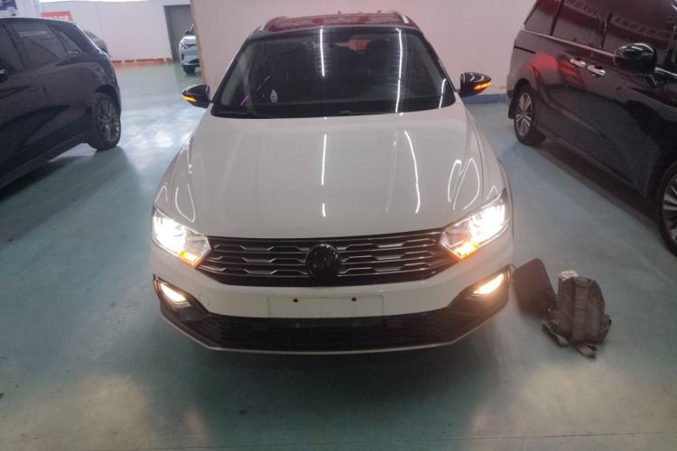 Used Volkswagen C-TREK 2018 230TSI DSG Luxury Model
