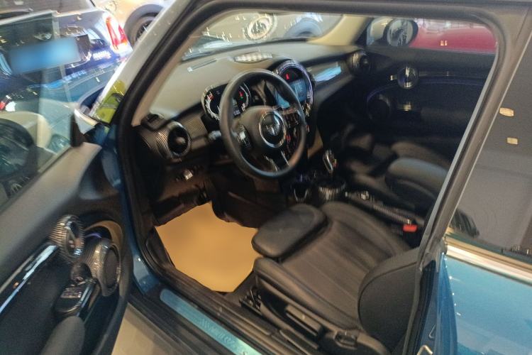 Used MINI MINI 2022 Updated 2.0T COOPER S Artist