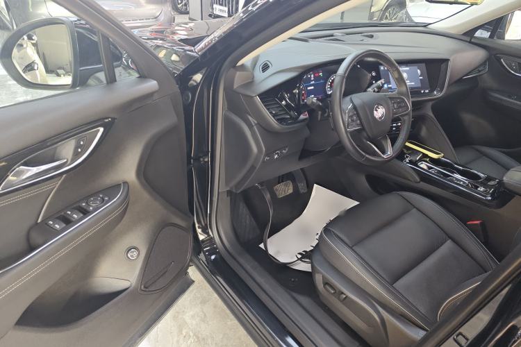 Used Buick Envision 2022 Encore Plus 652T Five-Seat Luxury Model