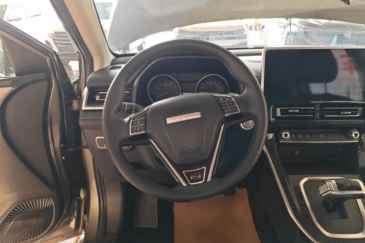 Used Haval M6 2021 PLUS 1.5T DCT Luxury Smart Connectivity Model
