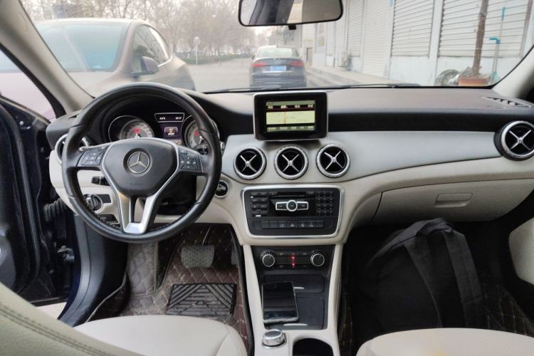 Used Mercedes-Benz GLA 2015 GLA 200 Fashion Model