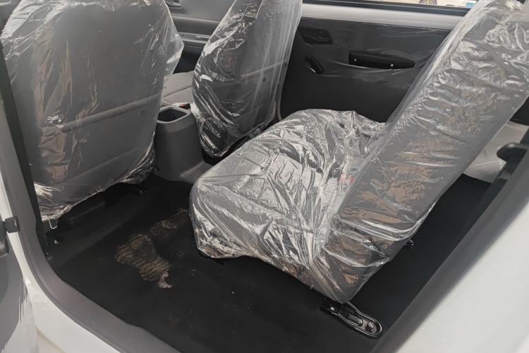 Used Wuling Hongguang New Energy 2024 All-Electric Model 300KM Practical Version