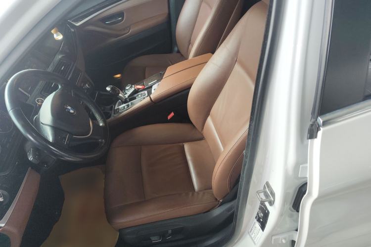 Used BMW 5 Series 2017 525Li Leading Model