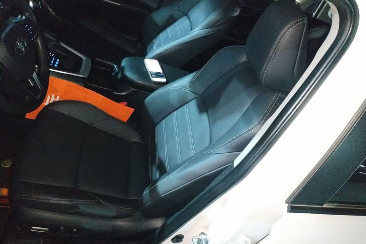 Used Toyota Wildlander 2020 2.0L CVT 4x4 Luxury Edition
