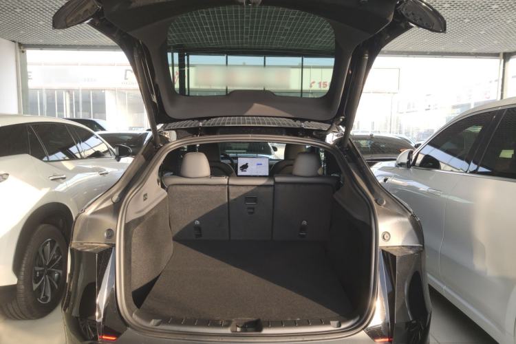 Used Tesla Model Y 2026 Rear-Drive Model