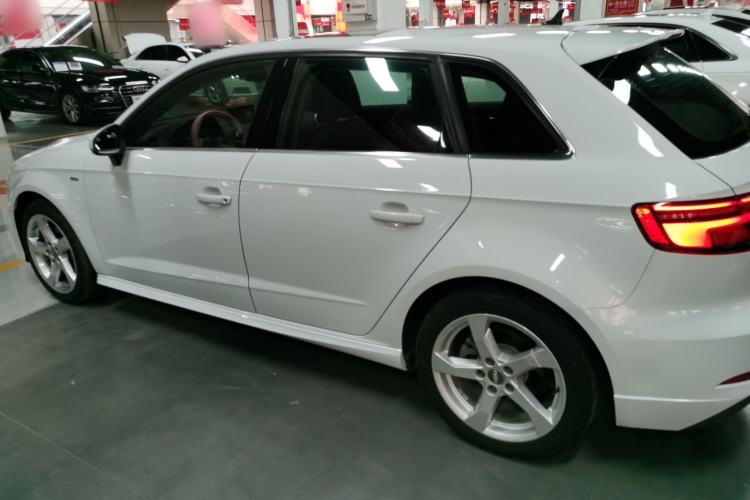 Used Audi A3 2020 Sportback 35 TFSI Fashion Edition China VI Emission Standard
