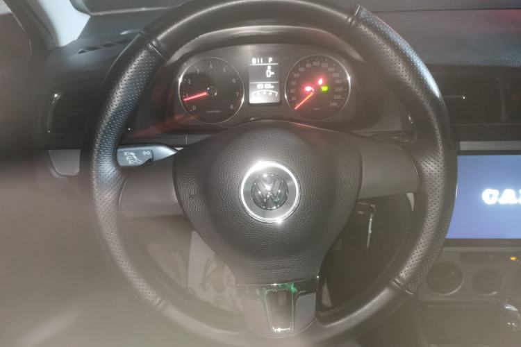 Used Volkswagen Gran Lavida 2013 1.6L Automatic Comfort Model