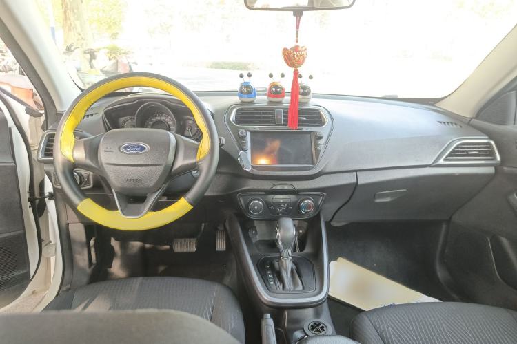 Used Ford Escort 2019 Revised 1.5L Automatic ZhiXiang Version China VI Standard
