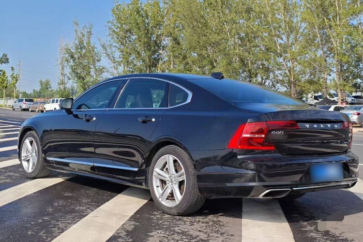 Used Volvo S90 2019 T5 Zhiyi Edition

