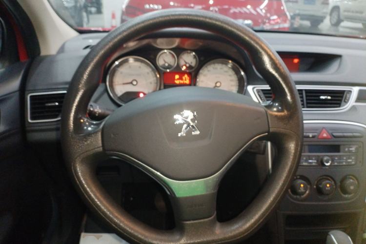 Used Peugeot 308 2014 Enjoy Edition Classic 1.6L Automatic Premium Model
