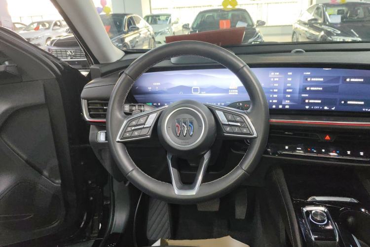 Used Buick Envision 2024 Encore Plus 28T Two-Wheel Drive Luxury Edition
