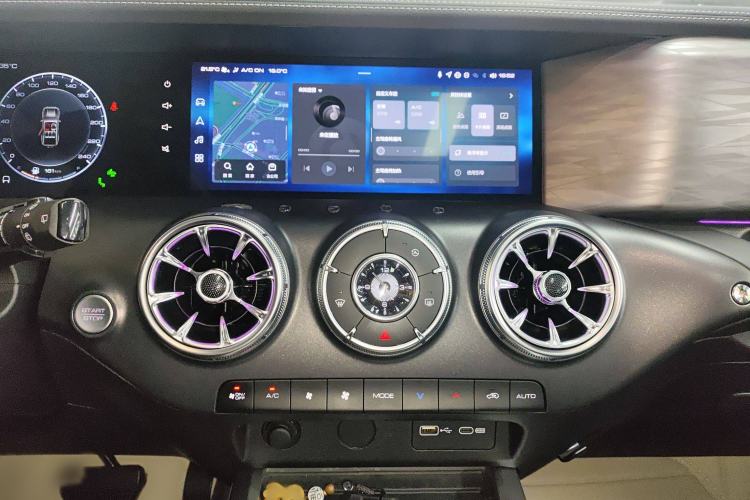 Used Tank 300 2023 City Edition 2.0T—Stylish as Ever