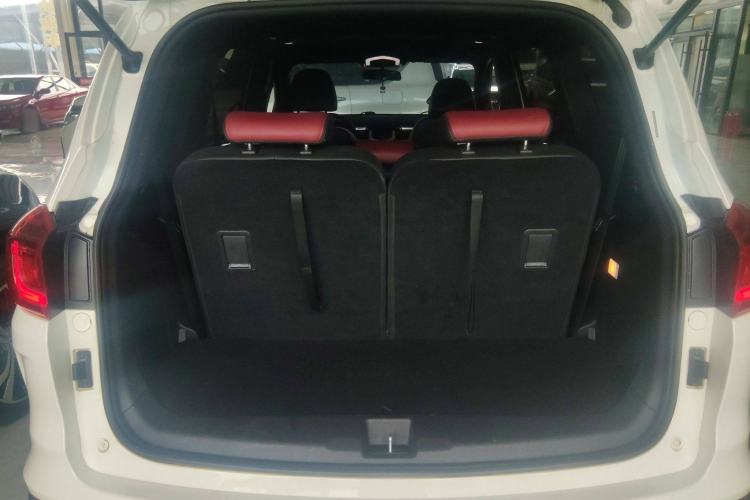 Used SWM G05 2022 PRO 1.5T DCT Luxury Model 7 Seats
