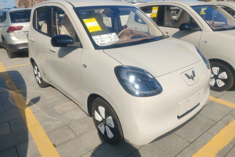 Used Wuling Hongguang MINIEV 2025 Four-Door Version Advanced Edition
