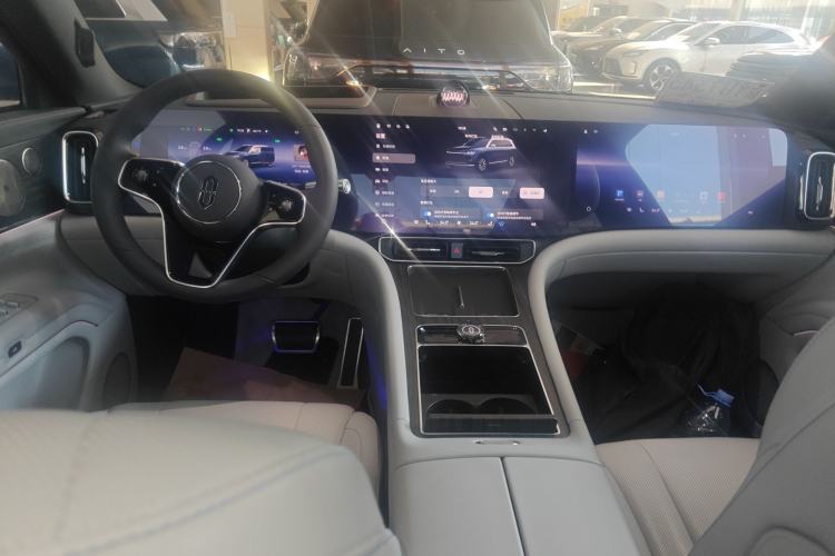 Used Hima AITO M9 2024 Range-Extended Ultra Version 52 kWh 6-Seater Model
