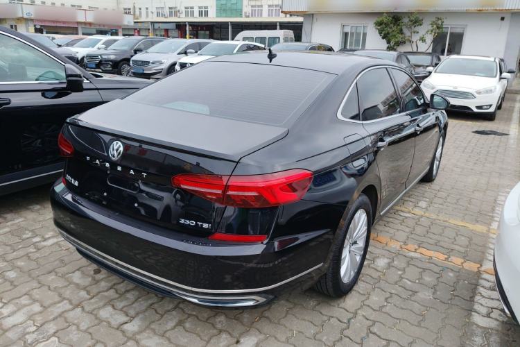 Used Volkswagen Passat 2019 330TSI Elite Edition China VI
