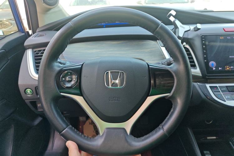 Used Honda Jade 2017 1.8L automatic Comfort version 5 seats
