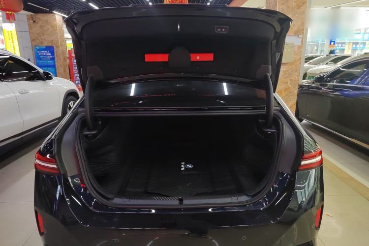 Used BMW 5 Series 2025 530Li Luxury Edition M Sport Package
