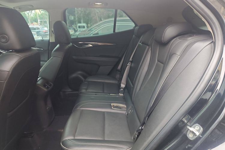 Used Buick Envision 2022 Encore S 552T Two-Wheel-Drive Luxury Model
